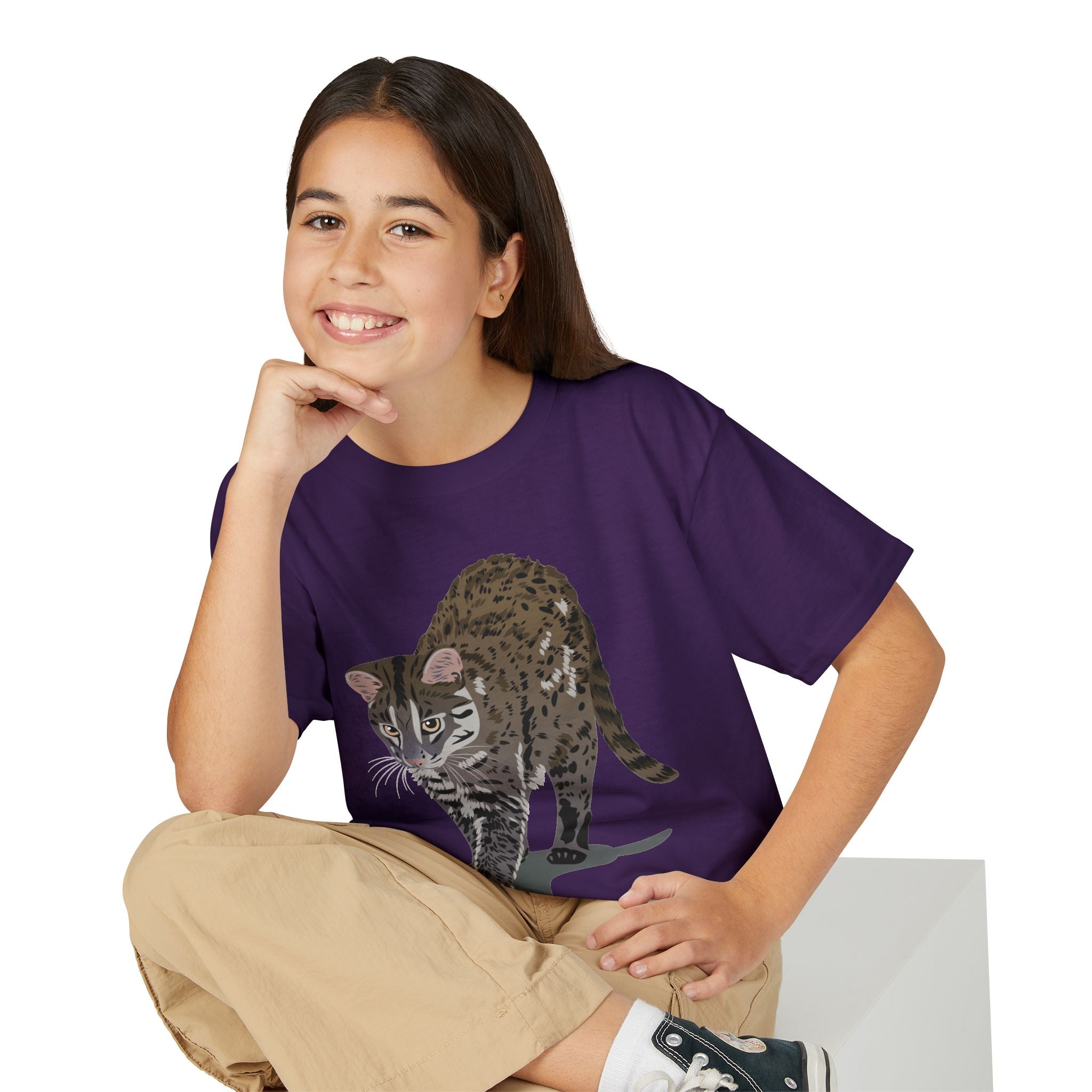 ユース猫Tシャツ — リアルな歩くタビー柄 キッズTee